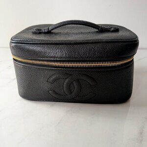 CHANEL Timeless Vanity Cosmetic Case Black Caviar Leather Gold Medium